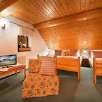 Farma U Mauritzů, 42, Stožec, 38444, Czech Republic Penzion