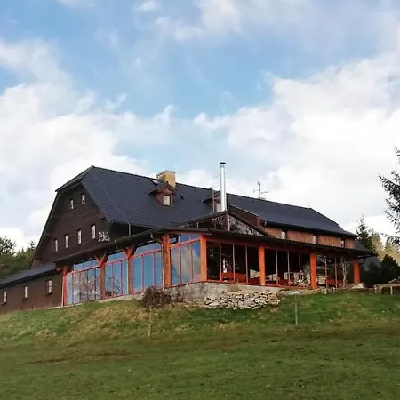 Farma U Mauritzu Гостевой дом 3*